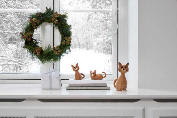 Lucky cat decoration, Oak